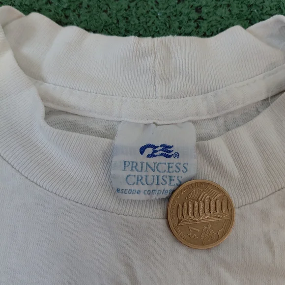 VINTAGE Princess Cruises Panama Canal Cruising Colorful Bird Y2K White T Shirt S - Picture 9 of 9